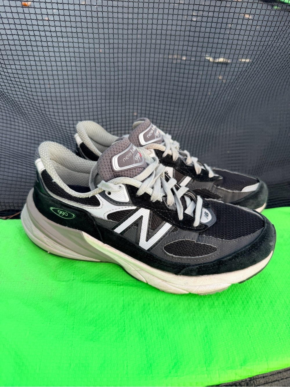 New Balance 990v6 Made in USA Black Silver Women